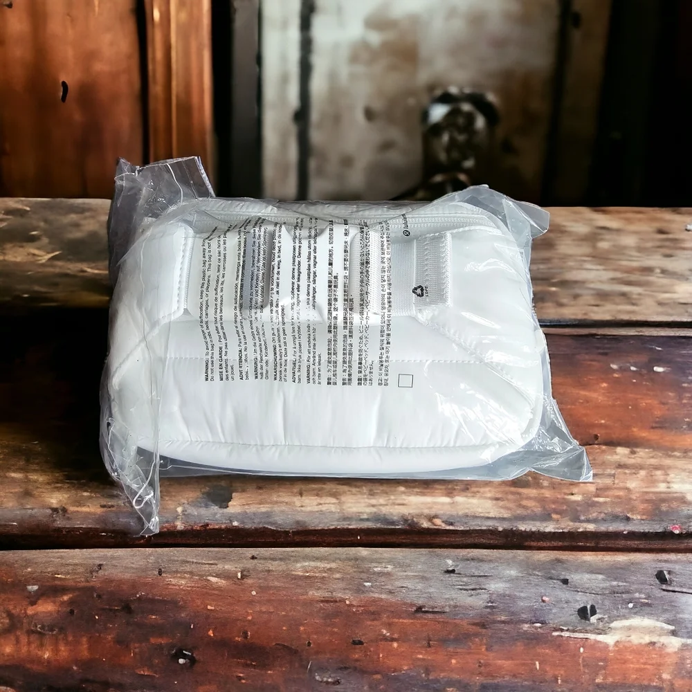 NWT Lululemon Everywhere Belt Bag Large 2L Wonder Puff - Picture 8 of 9